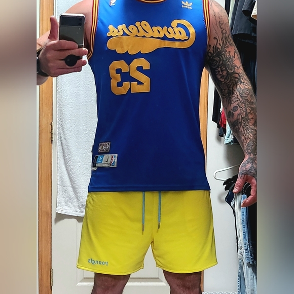 Other - Lebron James Jersey - Size Men's L (Large)